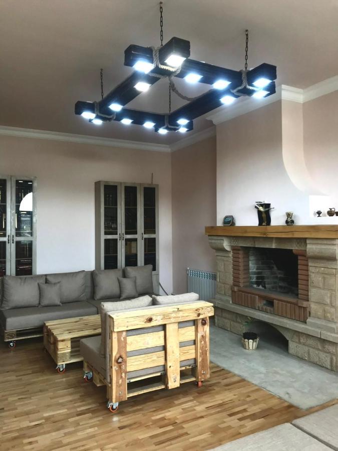 Najaryan'S Family Guest House Vagharshapat Экстерьер фото