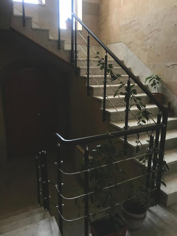 Najaryan'S Family Guest House Vagharshapat Экстерьер фото